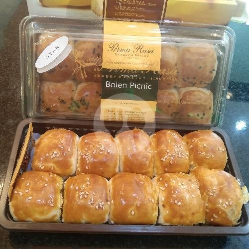 Bolen Pisang Keju menu Prima Rasa Bakery & Pastry, Antapani