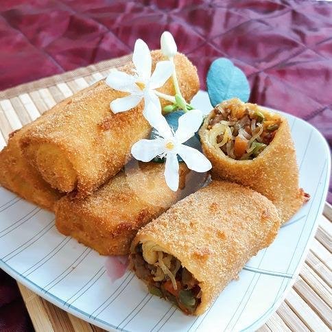 Tahu Isi menu Okky Bakery, Guntur