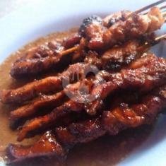 Review Sate Ayam dan Kambing Cak Qosim: Kuliner Otentik di Yogyakarta