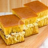 Martabak Manis Keju Kacang Coklat menu Martabak Mustika Sari, Margacinta