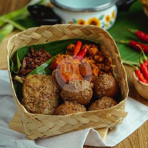 Telor Gudeg menu Gudeg Kangen Jogja, Waru