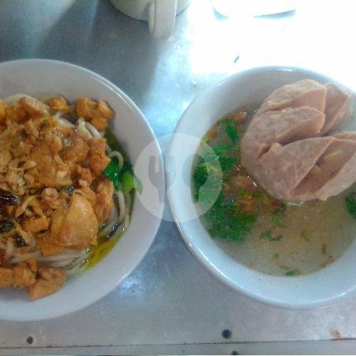 Mie Baso Rudal Daging Cing Cang menu Baso Subur, Cijawura Hilir