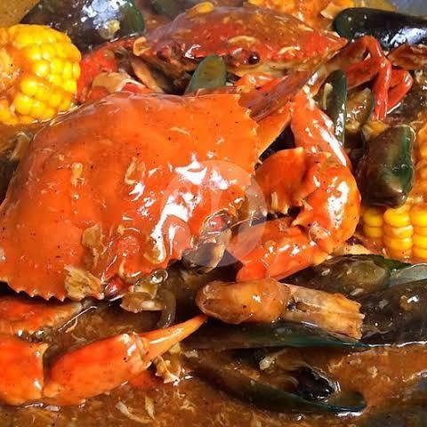 Cumi Kepiting Saus Tiram menu Seafood Bakar Nazwa Zahira