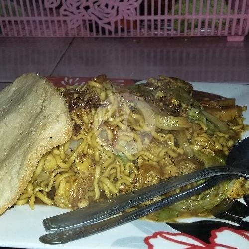Mie Rebus Biasa menu Nasi Goreng Roni, Weru
