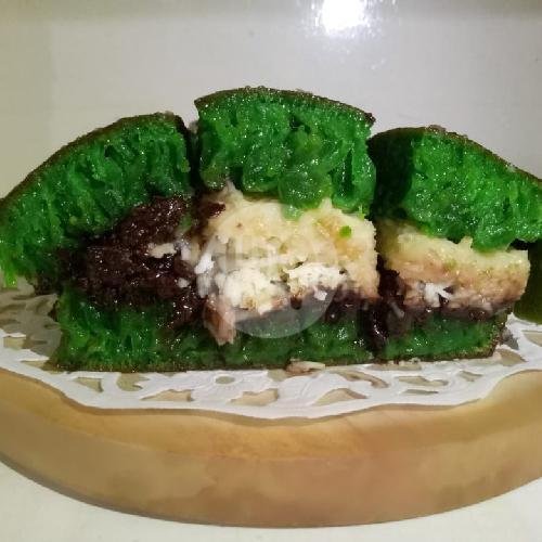 Leker Nutela menu Badoet Kue Bandung, Martabak Dan Pukis Cabang Wolter Monginsidi