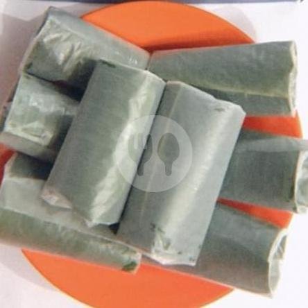 Nampan isi 50 (Kue Mini) menu Vinna Cake