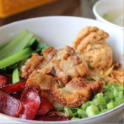 Bakmi Baso Sapi menu Bakmi Hoki, Astana Anyar