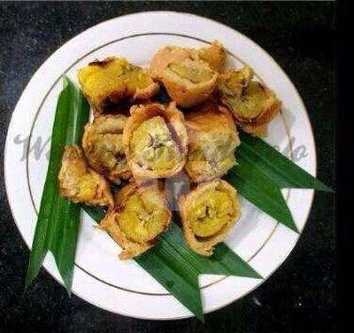 Pisang Goreng Pandan menu Wedang Ronde Paradise, Ahmad Yani