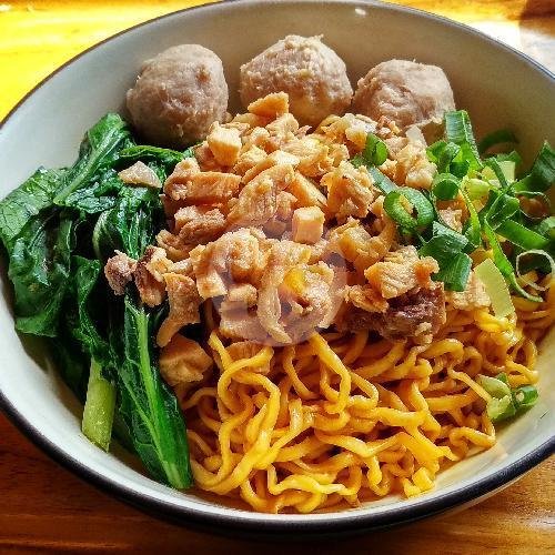 Mie Ayam Bakso Pangsit menu Mie Keriting Benhil Mas Pujo, Bendungan Hilir