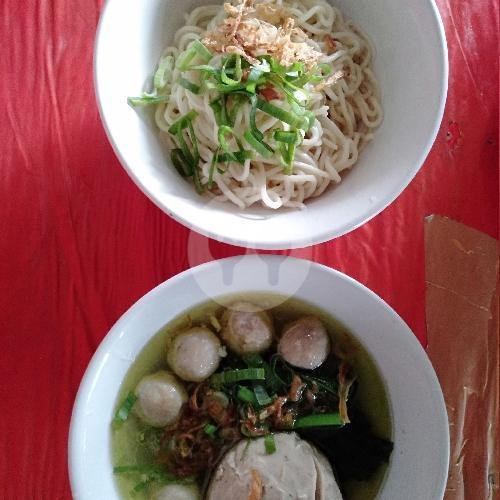 Yahun Manis menu Mie Bakso Sidodadi, Kancra