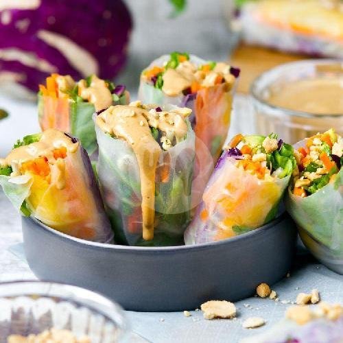 Grilled Chicken Salad Roll (Ayam) menu Nin Salad Roll