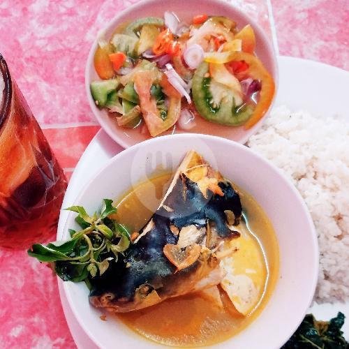 Nasi Sayur Ekor Patin Asam Pedas menu Ikan Goreng Kudapan Kasuari Bu YANI, Masakan Nusantara Lembah UGM