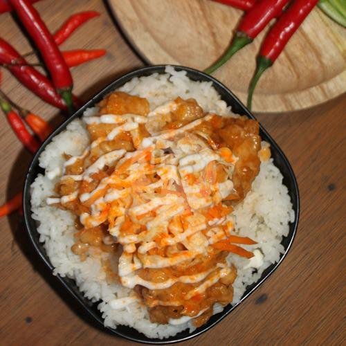 Nasi Ayam Sauce Keju Meleleh Tanggal Tua menu Werkudara Ayam Geprek & Saus, Tlogomas