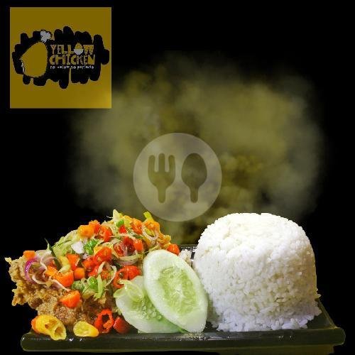 Ayam Geprek (Saus) menu Yellow Chicken, Tebet
