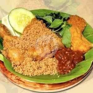 Paket Pecel Lele Teh Pucuk menu Ayam & Lele Warung Mba Tun, Singaperbangsa
