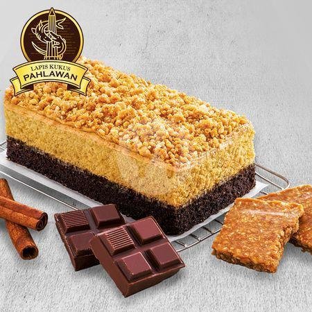 LKP Black Forest menu Lapis Kukus Pahlawan, Diponegoro