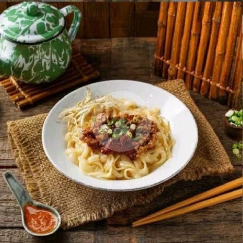 Review Bakmi Aloi: Noodle Shop Hits di Taman Kopo Indah, Bandung