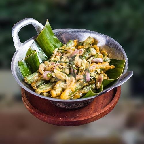 Buncis Goreng Sambal Matah menu Ikan Pesmol Cianjur