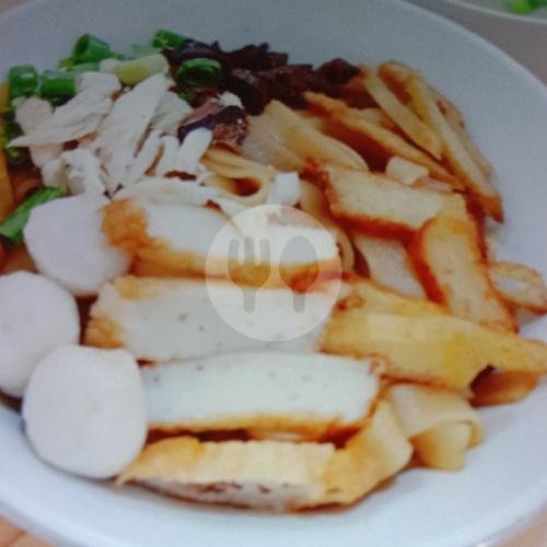 Bakso Sapi menu Bakmi Kepiting Tanjung Pura, Kelapa Gading