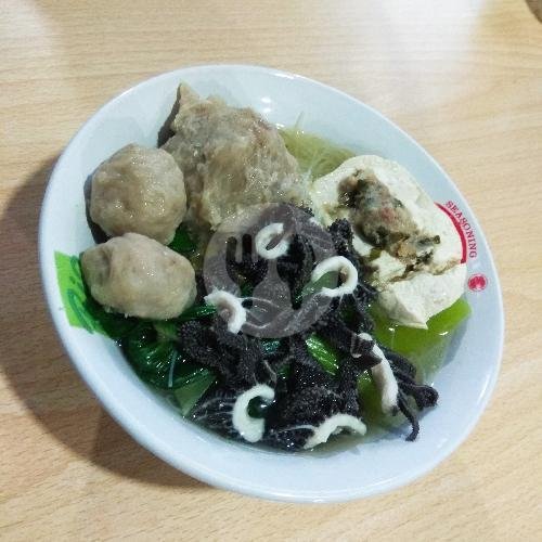 Mie UJ di Ibrahim Adji: Surga Kuliner Mie di Bandung yang Wajib Dicoba!