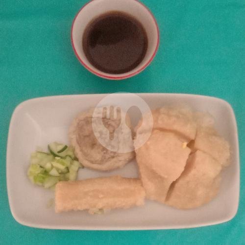 P Kapalselam Adaan Kulit menu Pempek Mang Bandar, Suryanegara