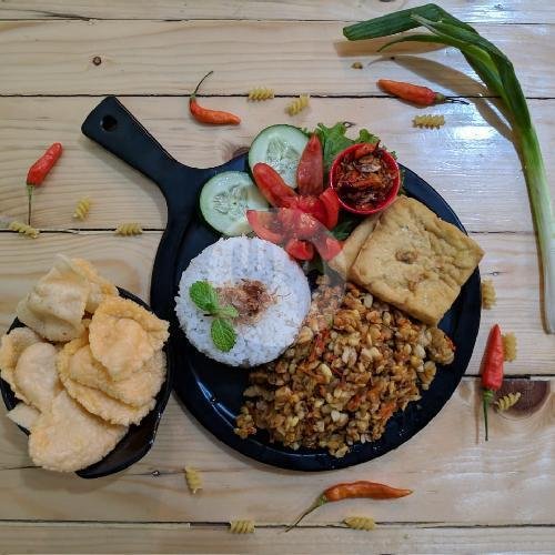 Nasi Putih menu Seblak & Ayam Geprek Happy Tummy, Taman