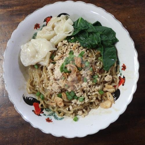 Mie Ayam Bakso menu Mie Pinangsia Malang