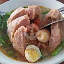 Bakso Isi Daging Jumbo menu Mie Ayam & Bakso Senggol, Raden Patah