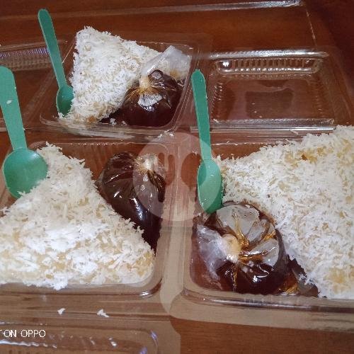 Lontong Padang Uni Reni: Surga Sarapan di Solo yang Wajib Dicoba