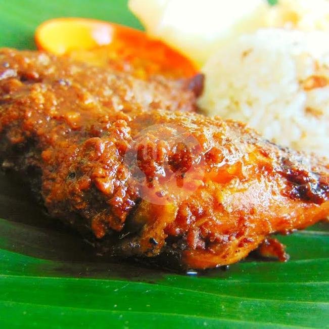 Review Ayam Bakar Madu Tebe: Hidden Gem Kuliner di Depok yang Wajib Dicoba