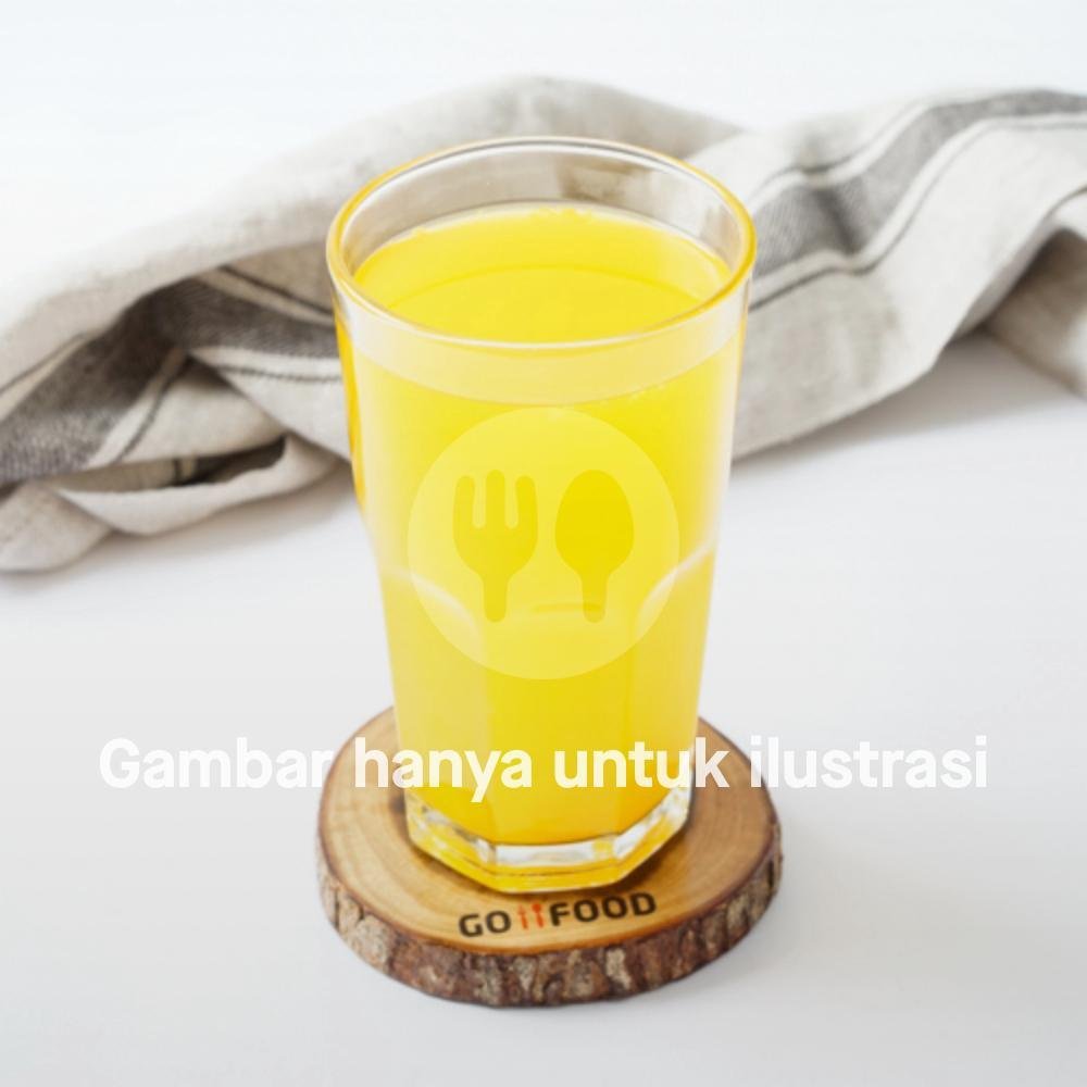 Air Mineral menu Bakso Dan Es Campur Pak Tedjo, Brontokusuman