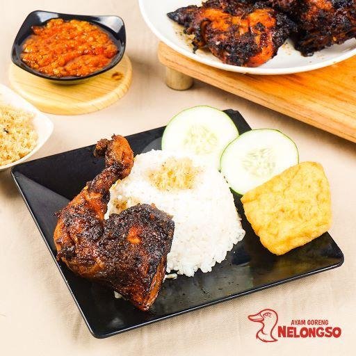 Review Ayam Goreng Nelongso Cirebon: Kelezatan Ayam Crispy yang Instagrammable
