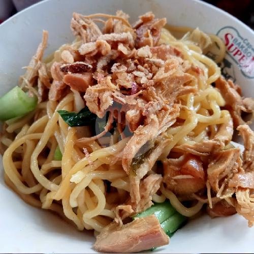 Review Mie Bakso Mie Ayam Panggih Roso: Surga Bakso di Kp Karamat Lembang Bandung