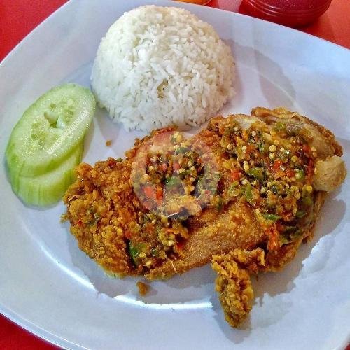 Chicken Chesse 3 menu Rocket Chicken, Kebakkramat