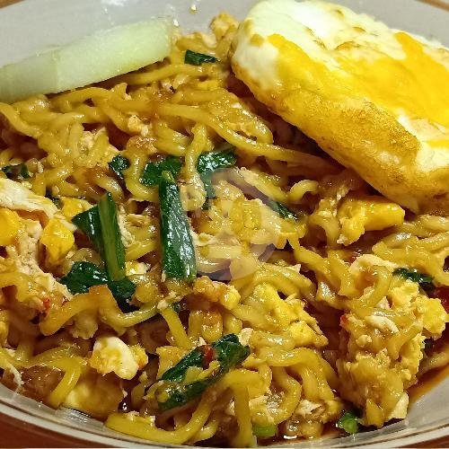 Indomi Petir Tanpa Cabe menu Warung Ayam Kremes Pak Muklis, Blimbing