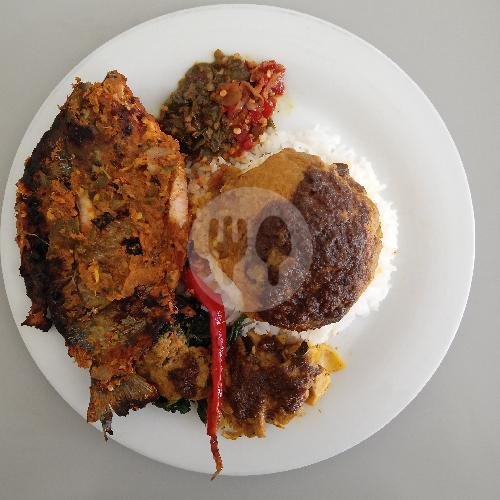 Nasi Padang Ikan Bawal Bakar Cabe Ijo menu Cinto Minang, Pegangsaan Dua