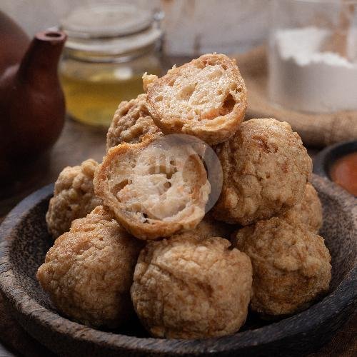 Bakmi Jembatan Tiga: Surga Bakso Goreng di Penjaringan Jakarta