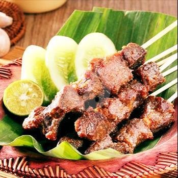 Sate kambing Bumbu kacang+lontong.gratis Esteh Manis menu Sate Madas Jaya Asin Pedas Manis, Lengkong