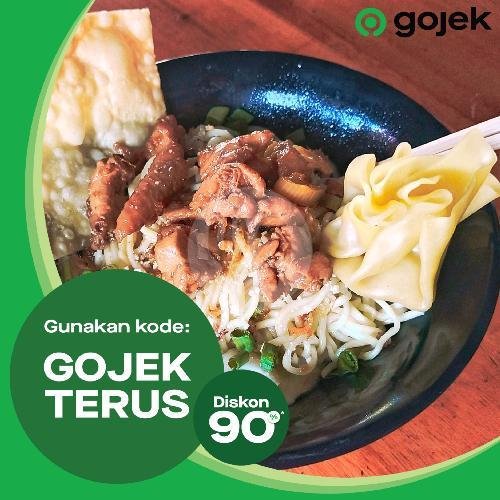 Mie Ayam + Bakso menu Pangsit Mie Pak To, Sawojajar
