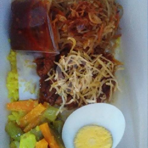 Nasi Kuning Daging Double menu Nasi Kuning Luwuk, Manyar