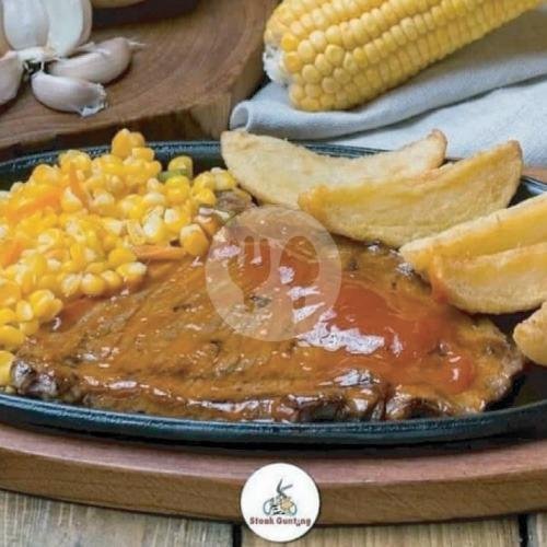 Steak Gunting PIK: Nostalgia dan Kenikmatan Kuliner di Jakarta