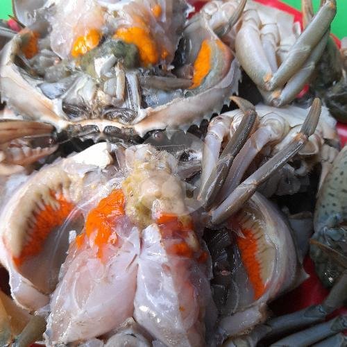 2 Ekor Kepiting Telur Sedang Saus Rica menu Seafood Purnama Ria, Tegalsari