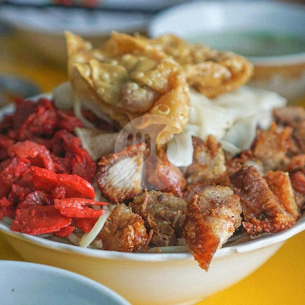 Review Pangsit Mie Palu: Mie Enak dan Suasana Cozy di Kelapa Gading