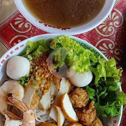Mie Kaki Babi menu Bihun Bebek Ahui - Kedai Kopi Aceh, Muara Karang