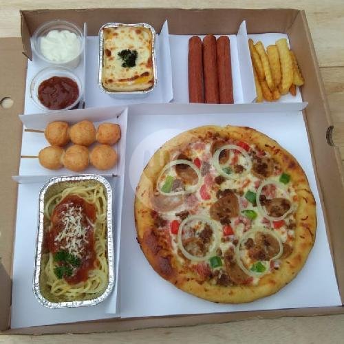 Komplit Box Favourite Pizza menu Dezzo Pizza, Sleman