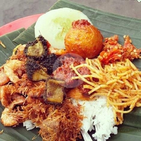 Nasi Campur Ayam menu Warung Cholifah, Kebalen Barat