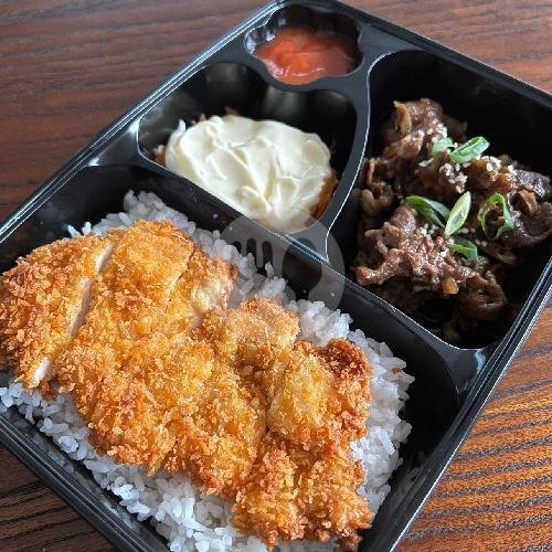 Eggroll & Gyuniku Bento Box menu Mangkok Nasi, Dago