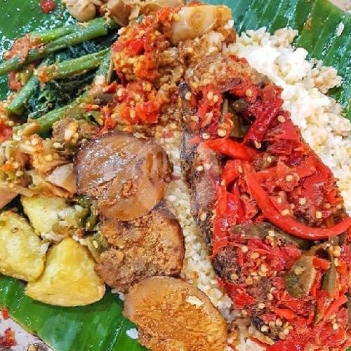 Nasi + Karedok Leunca + Ikan Asin Peda + Tahu menu Warung Nasi Cinta Rasa Sunda, Kihapit Barat