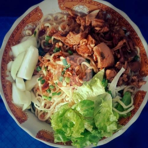 Mie Ayam Bakso Manteb Pak Sis: Surga Kuliner di Klojen Malang