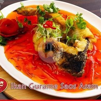 Ifu Mie Ca Special menu Queen Legend Restaurant, Ciumbuleuit